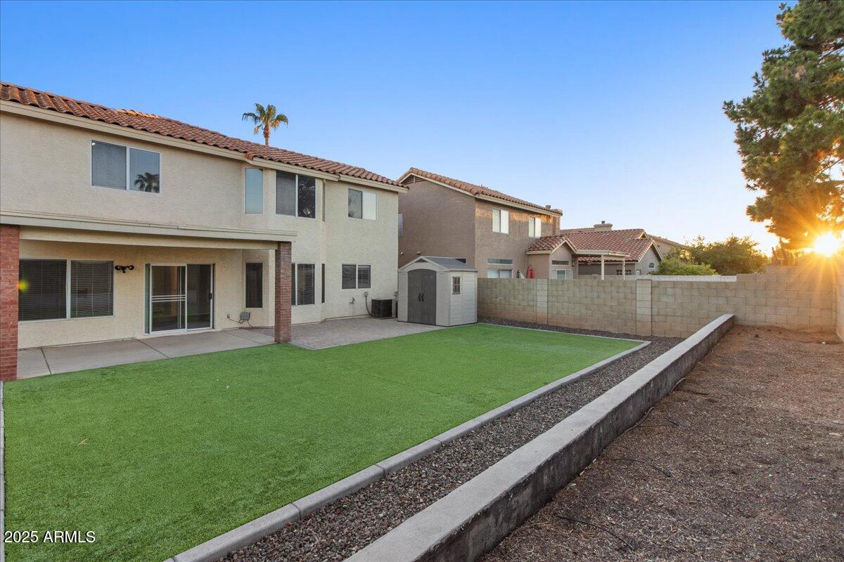 1248 E MURIEL Drive, Phoenix