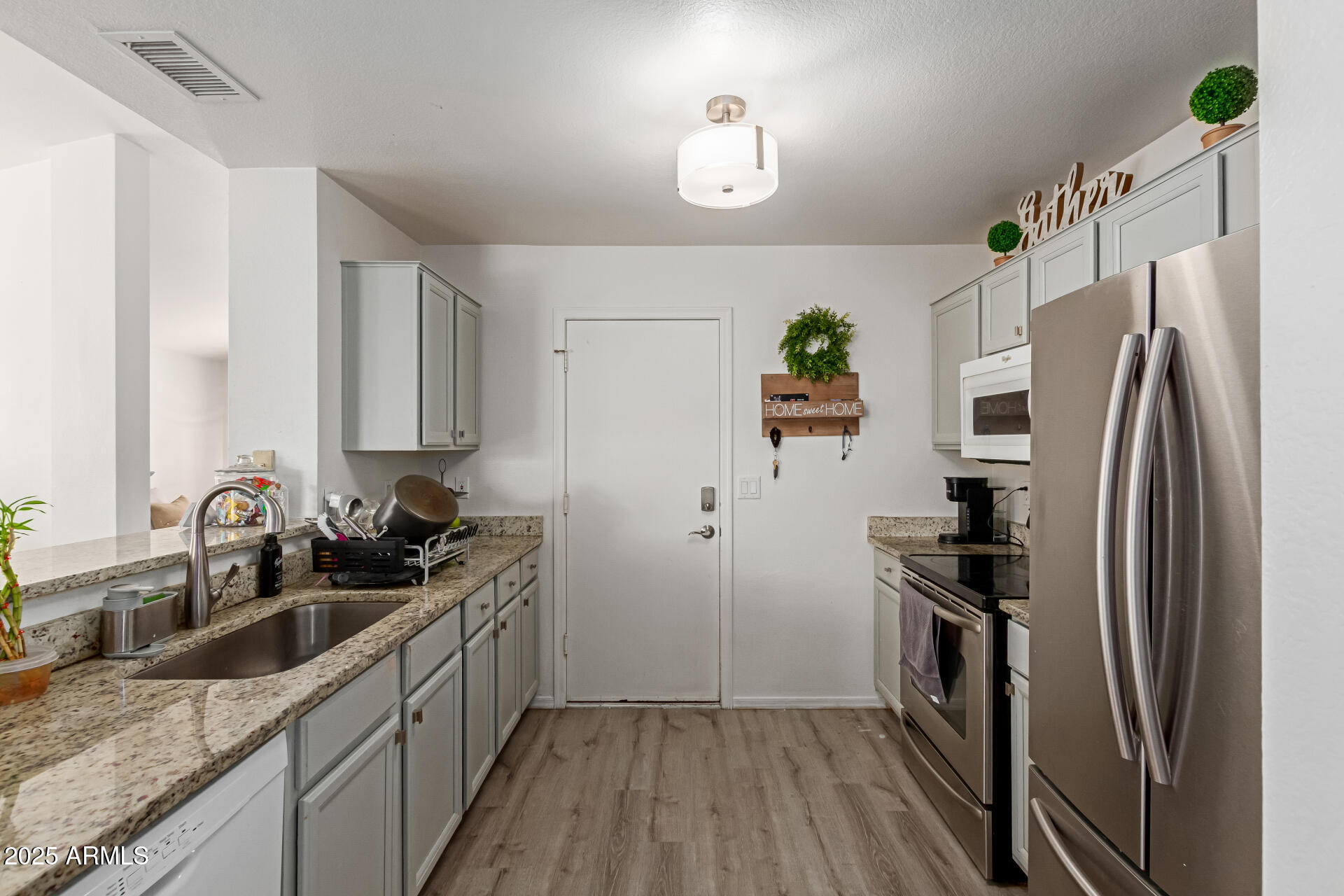 5008 E CASPER Street