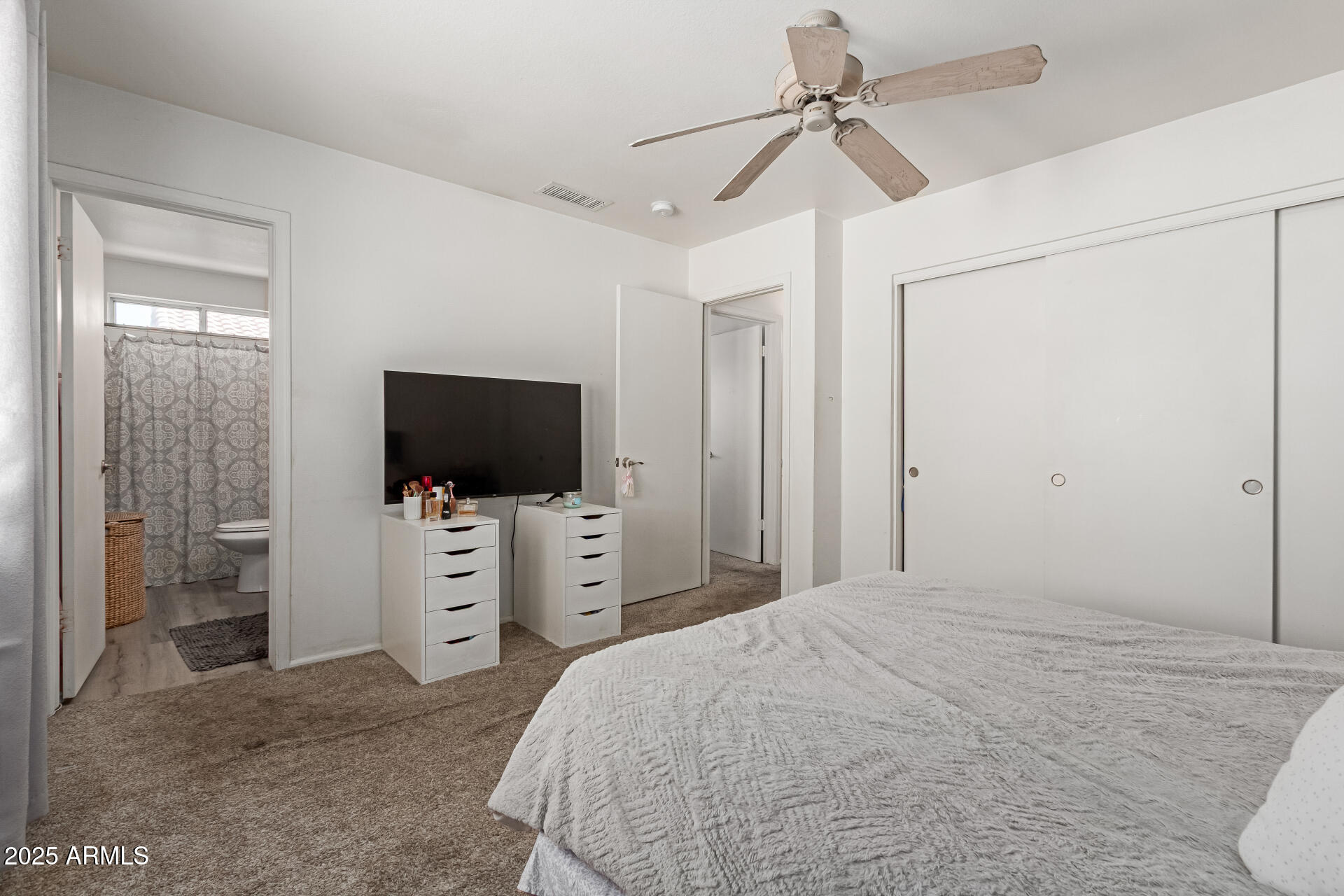 5008 E CASPER Street