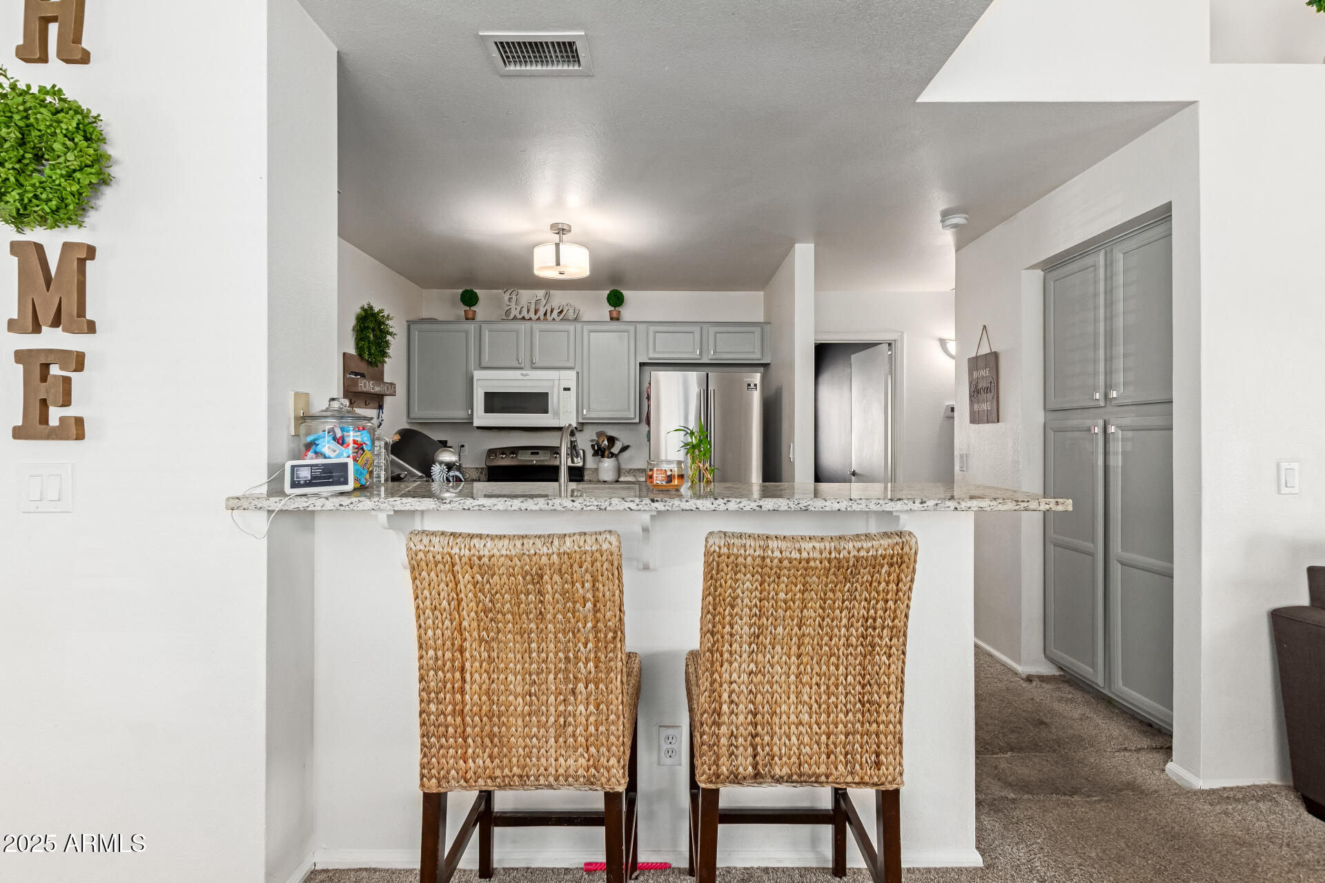 5008 E CASPER Street