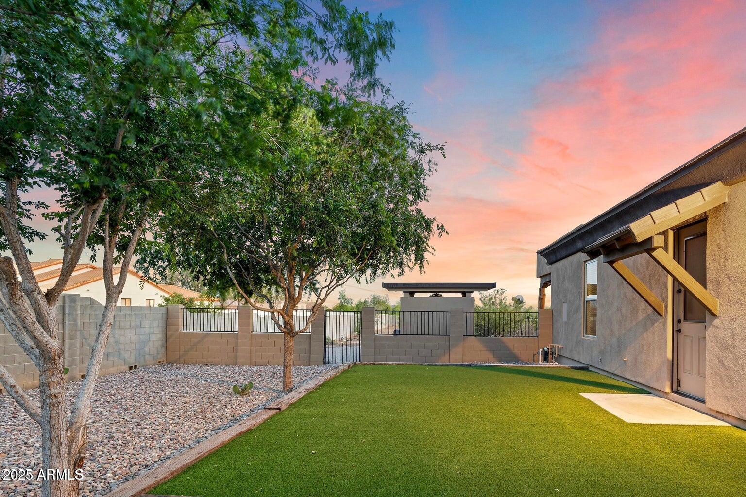 103 W TANYA Road, Phoenix