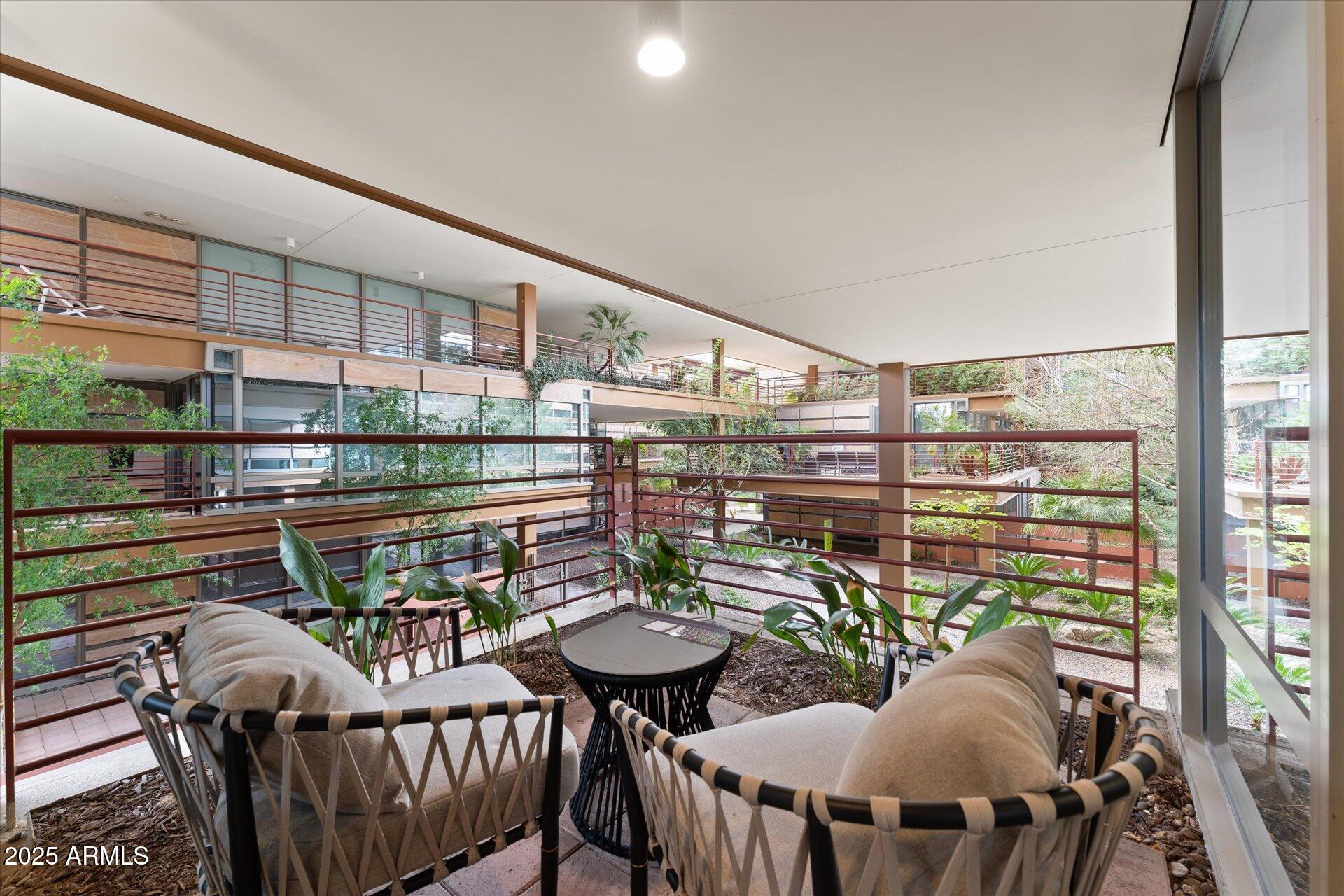 7161 E RANCHO VISTA Drive 2001