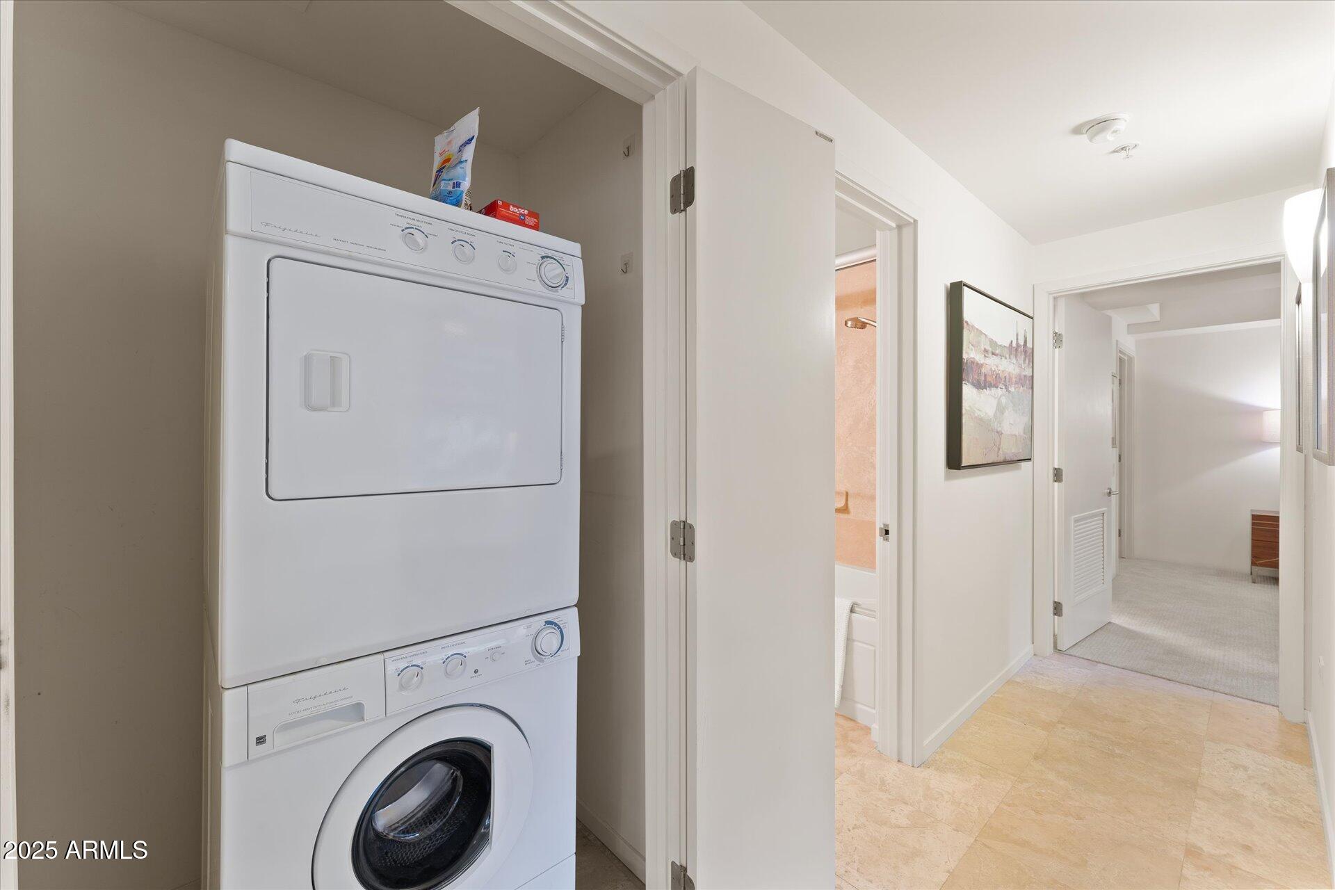 7161 E RANCHO VISTA Drive 2001