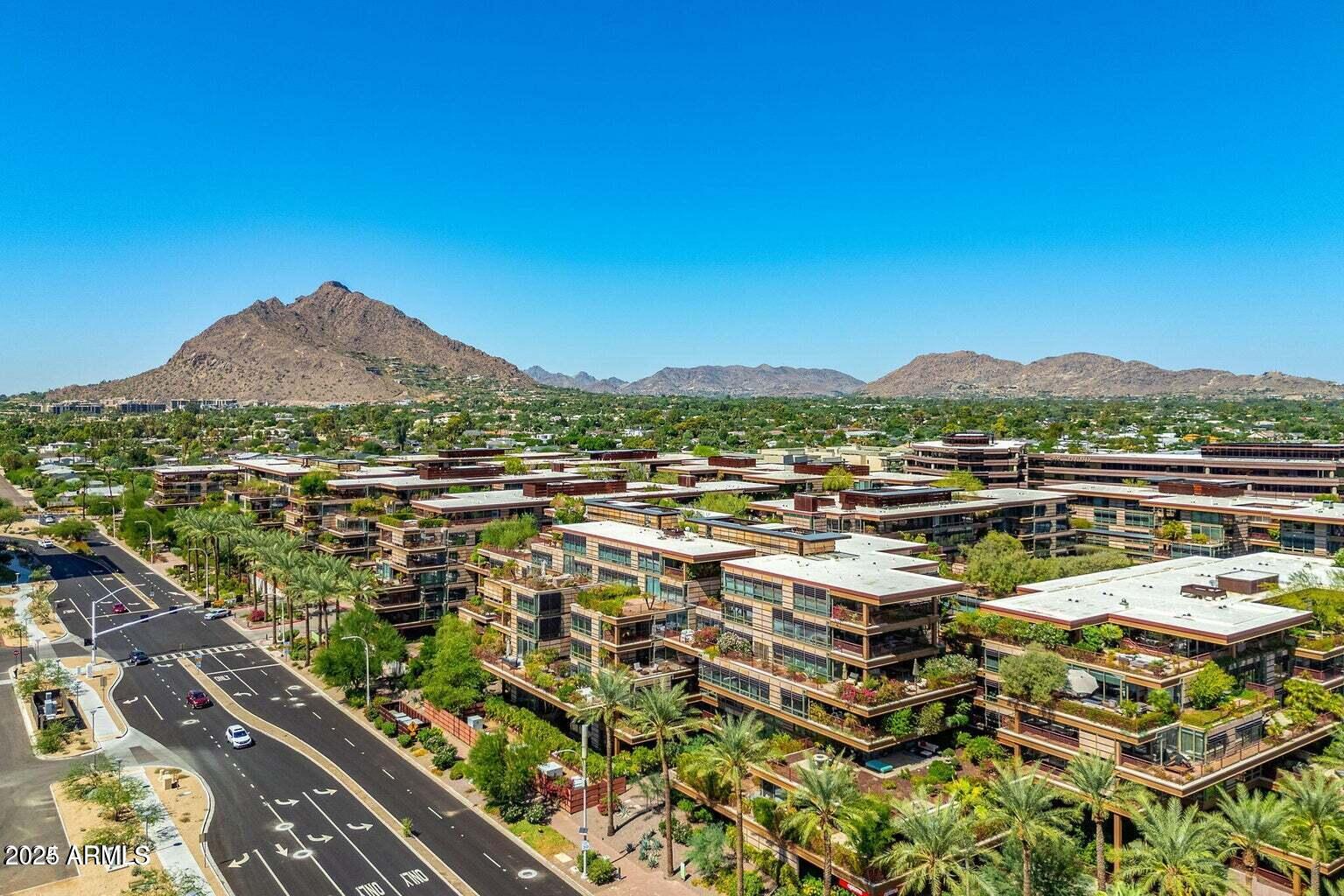 7161 E RANCHO VISTA Drive 2001