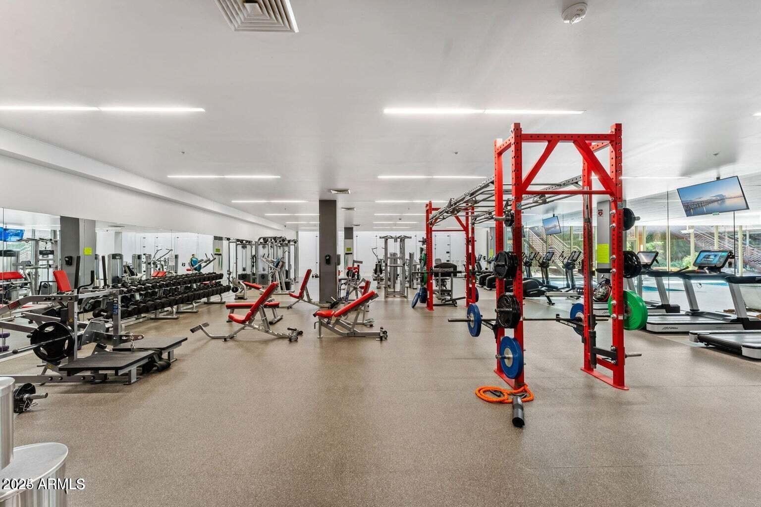 7161 E RANCHO VISTA Drive 2001