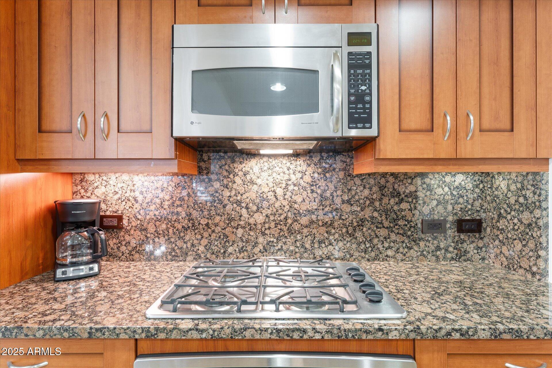 7161 E RANCHO VISTA Drive 2001