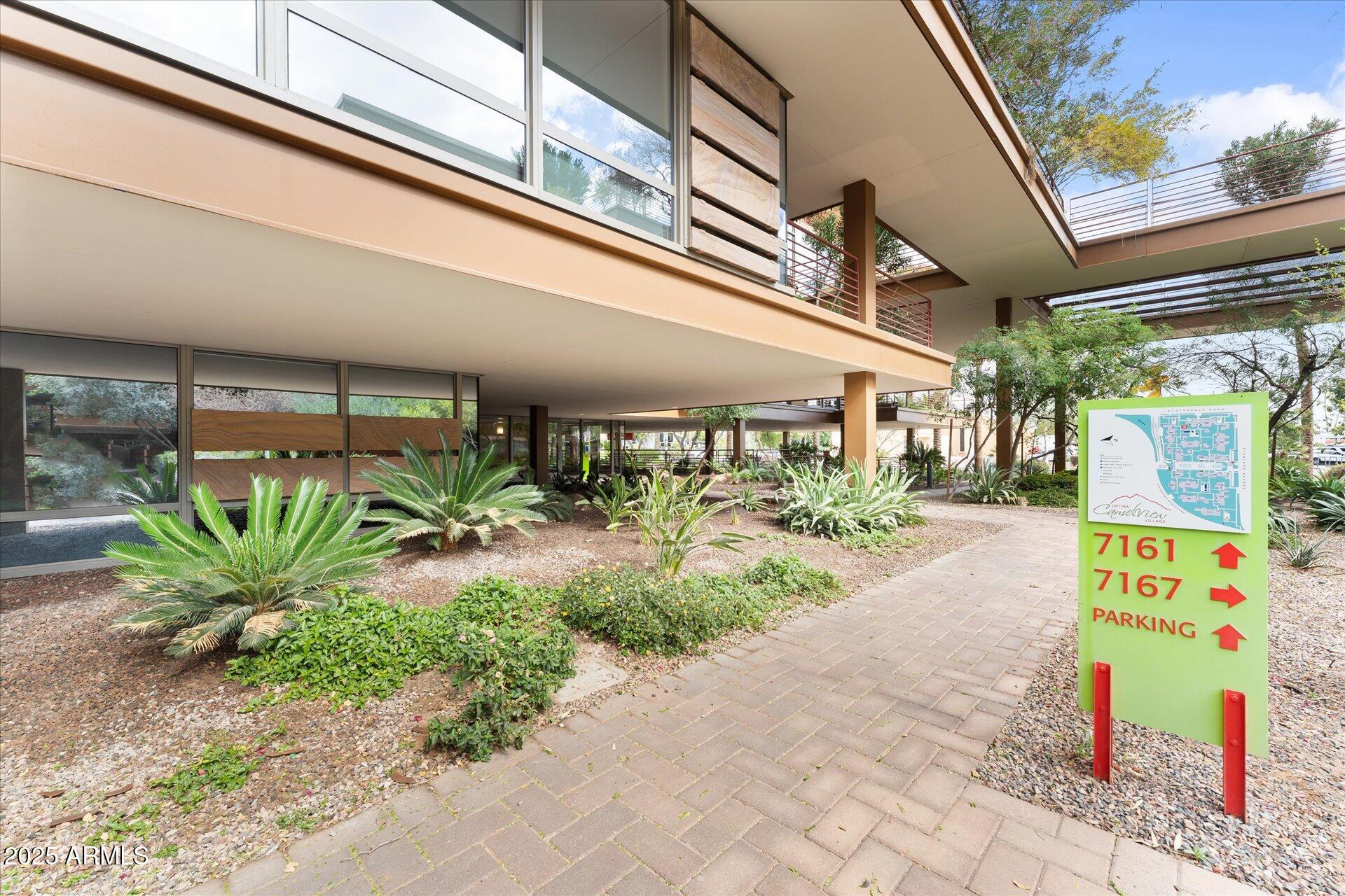 7161 E RANCHO VISTA Drive 2001