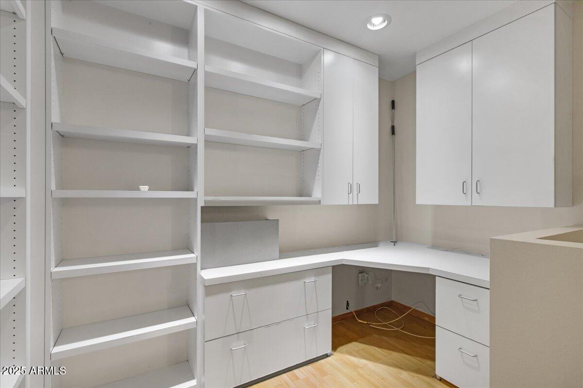 5750 N 10TH Street, 5