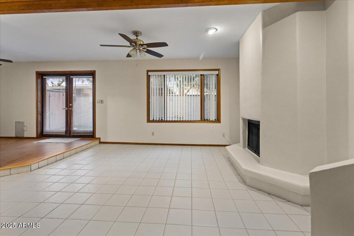 5750 N 10TH Street, 5