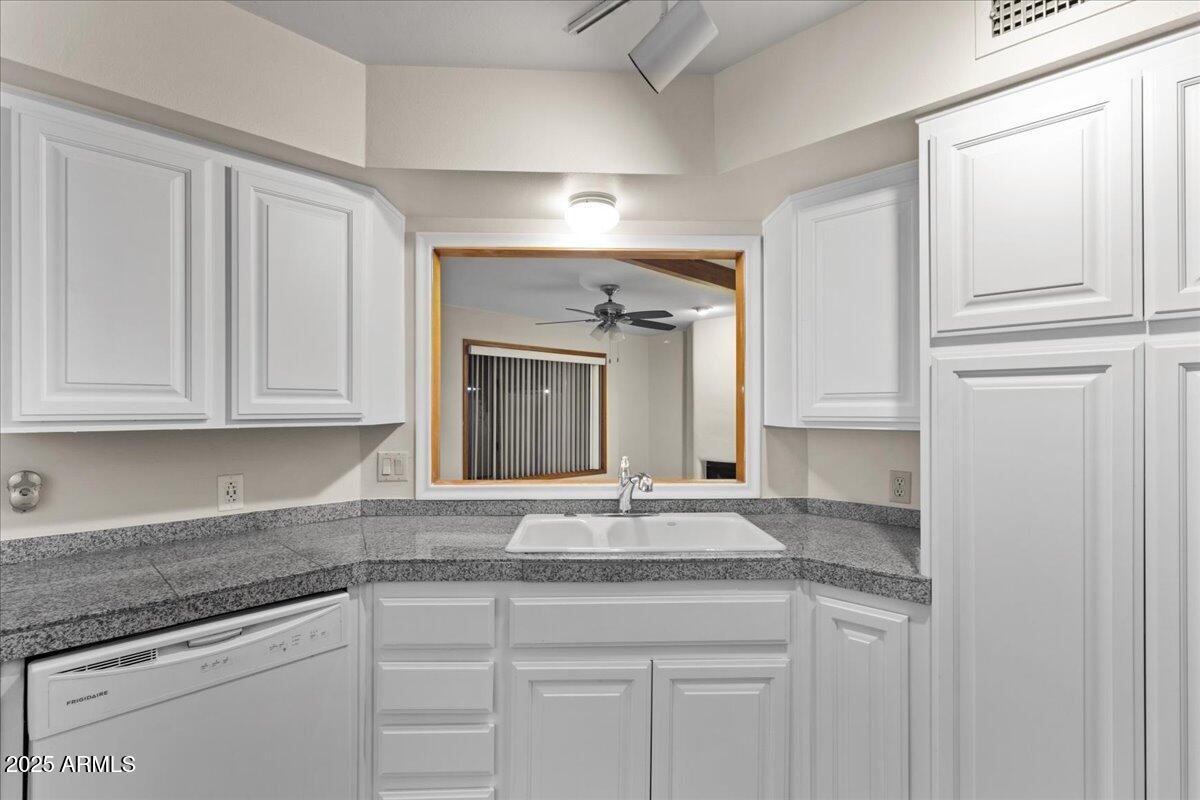 5750 N 10TH Street, 5