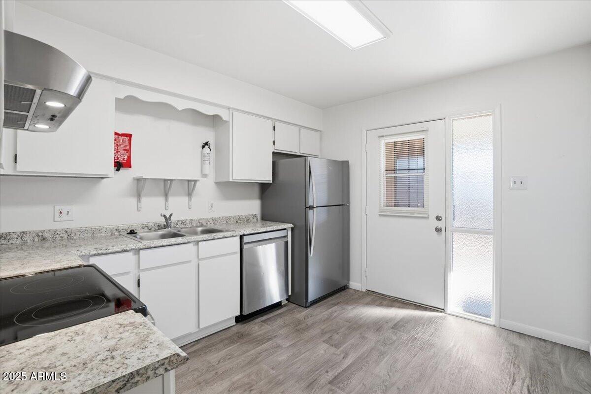 5825 E UNIVERSITY Drive 105-108