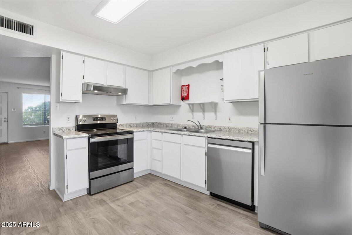 5825 E UNIVERSITY Drive 105-108