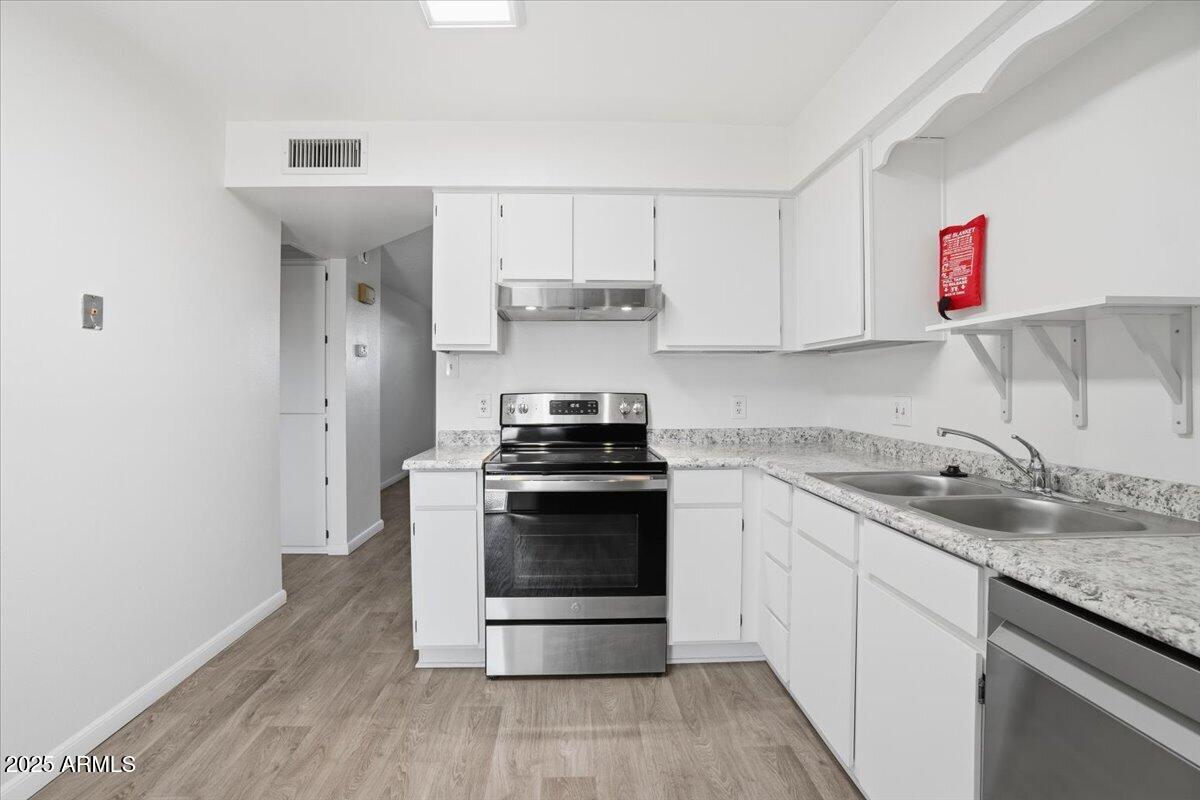 5825 E UNIVERSITY Drive 105-108