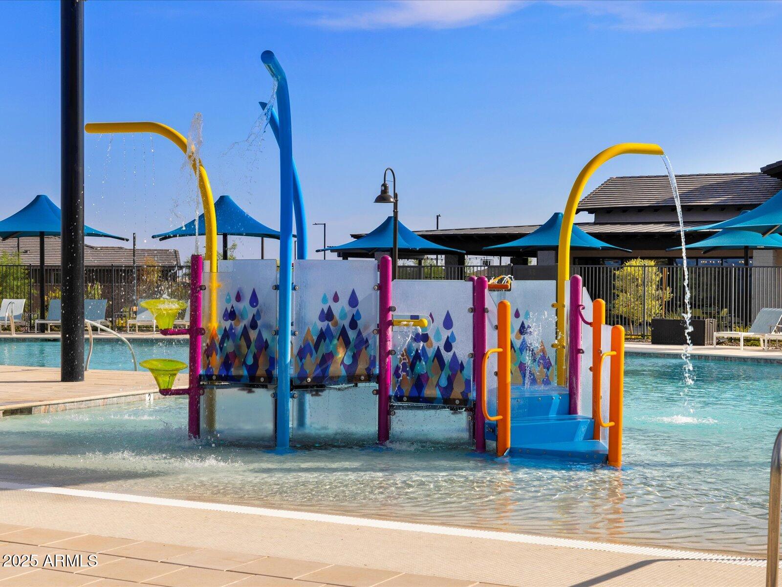 15983 W PRICKLY PEAR Trail