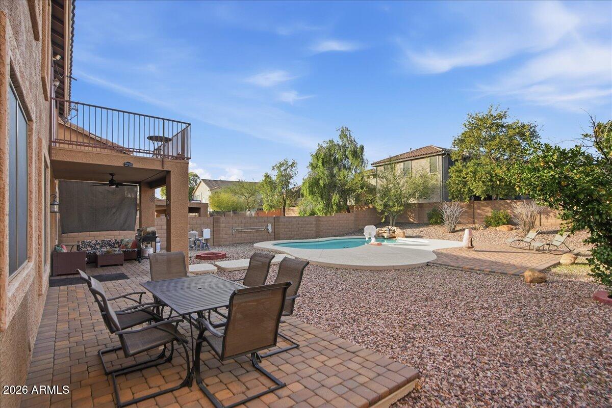 2414 W FLORENTINE Road