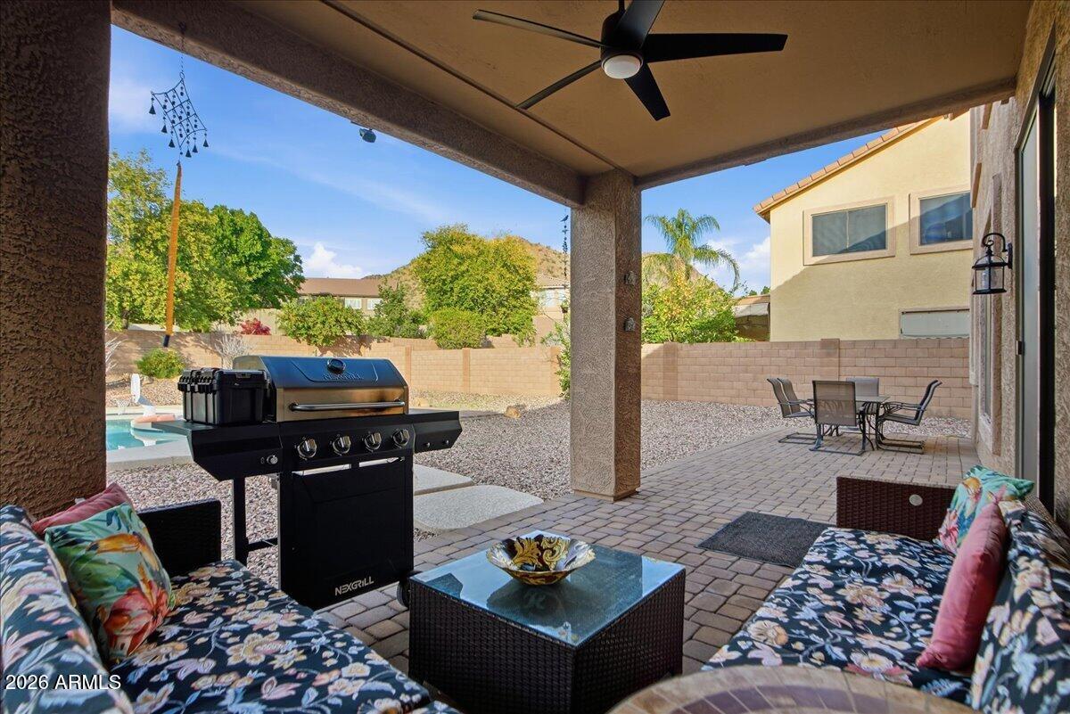 2414 W FLORENTINE Road