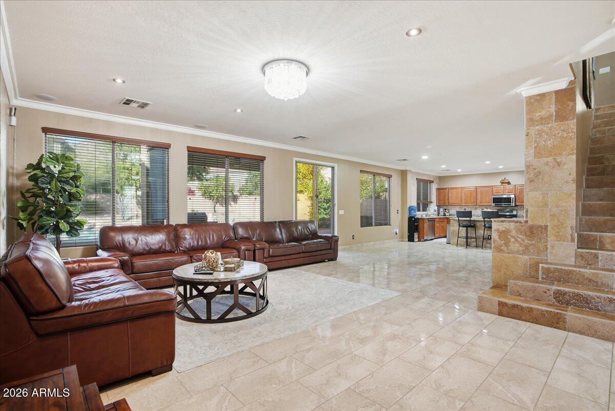 2414 W FLORENTINE Road