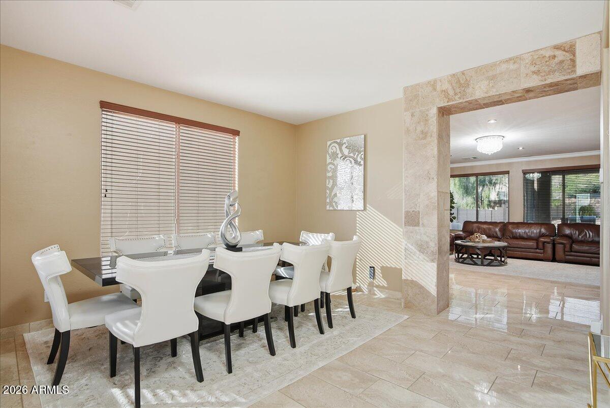 2414 W FLORENTINE Road