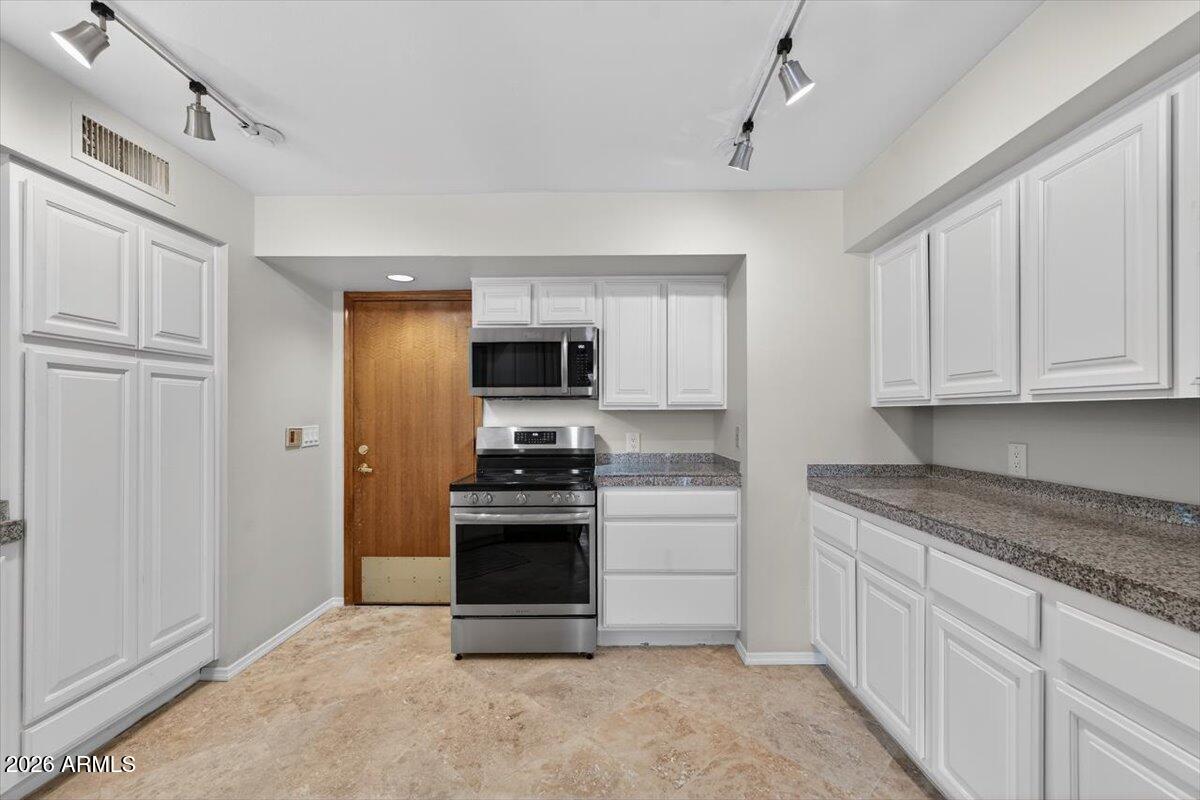 5750 N 10TH Street 5