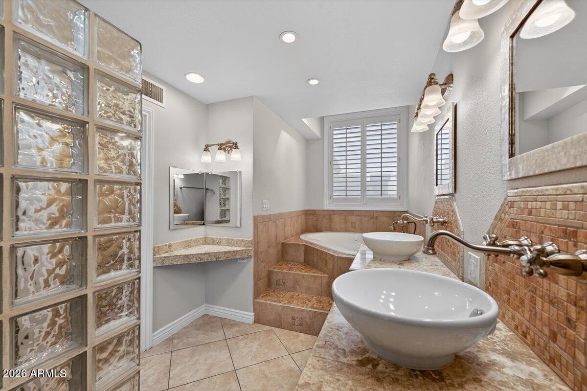 5750 N 10TH Street 5