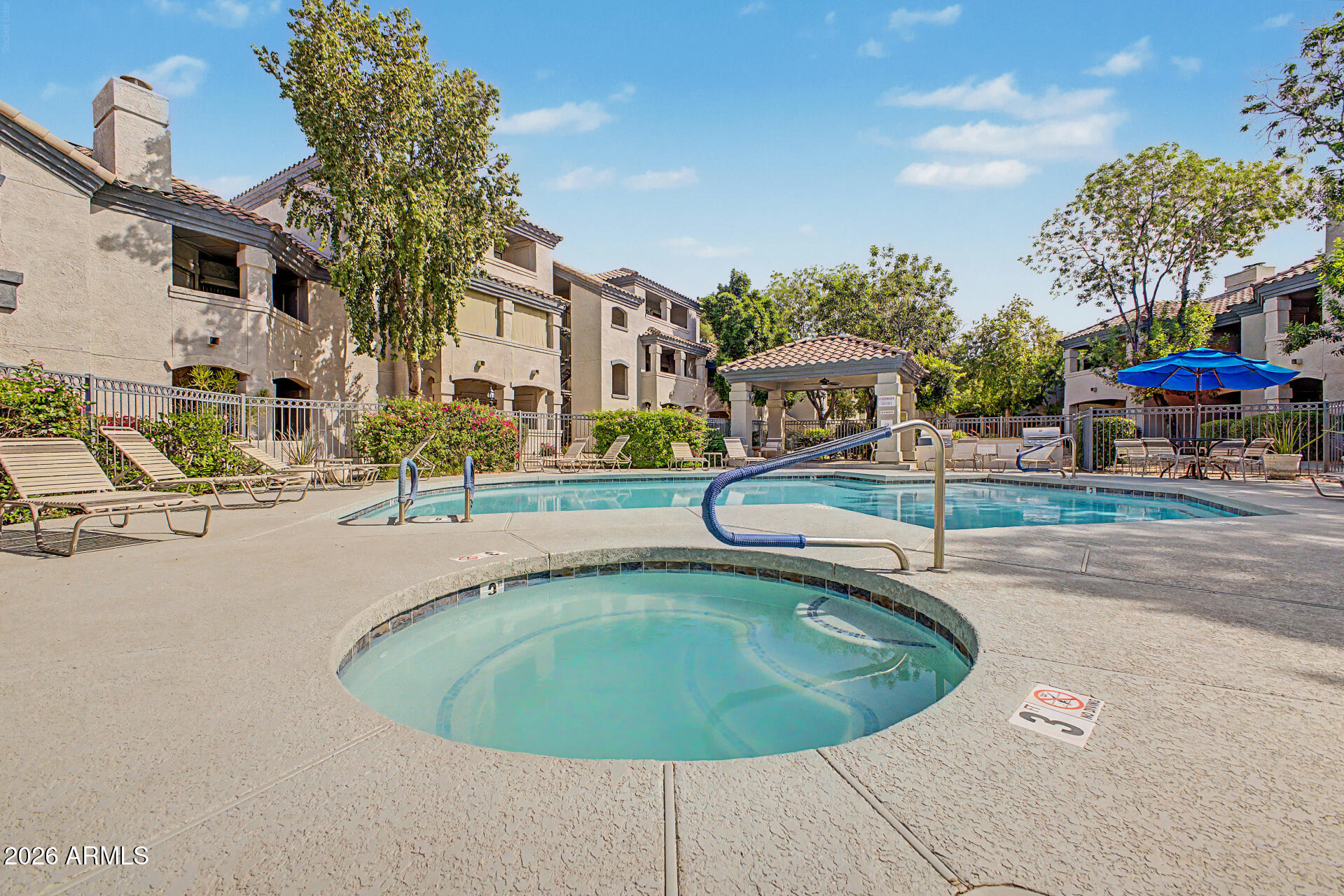 15095 N THOMPSON PEAK Parkway 2102