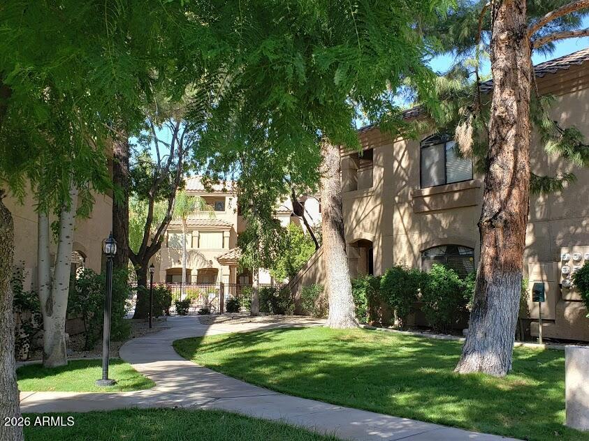 15095 N THOMPSON PEAK Parkway 2102