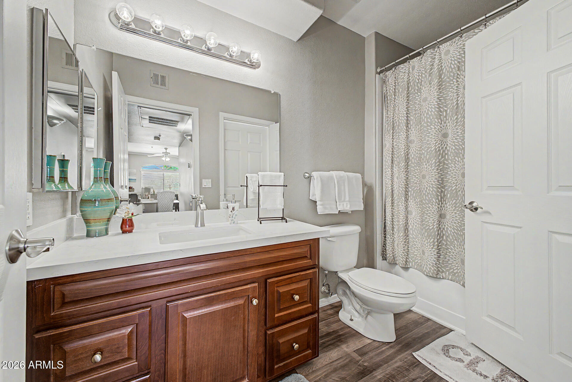 15095 N THOMPSON PEAK Parkway 2102
