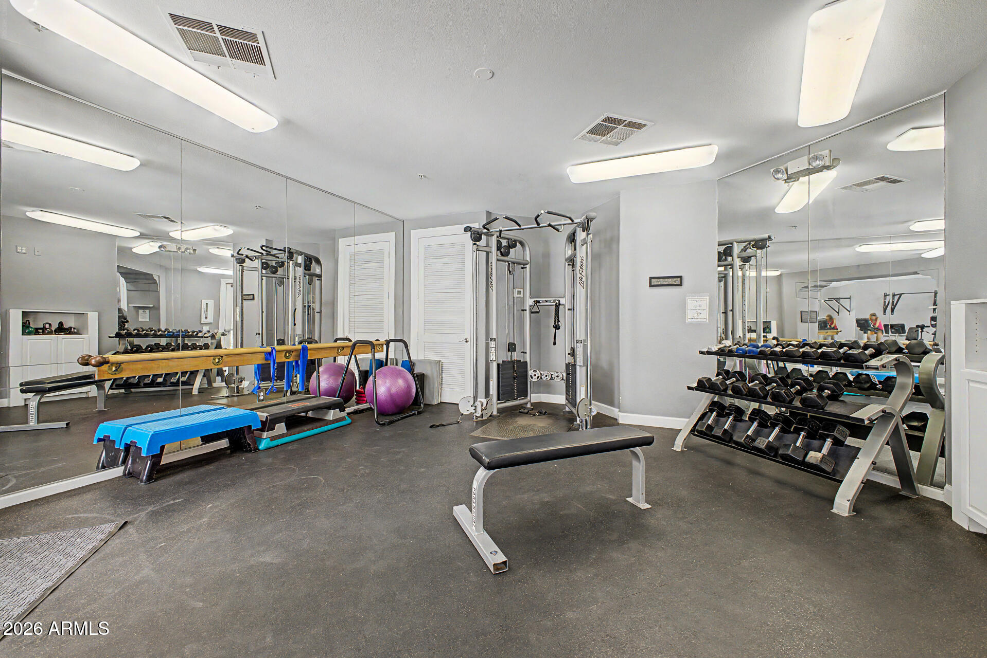 15095 N THOMPSON PEAK Parkway 2102