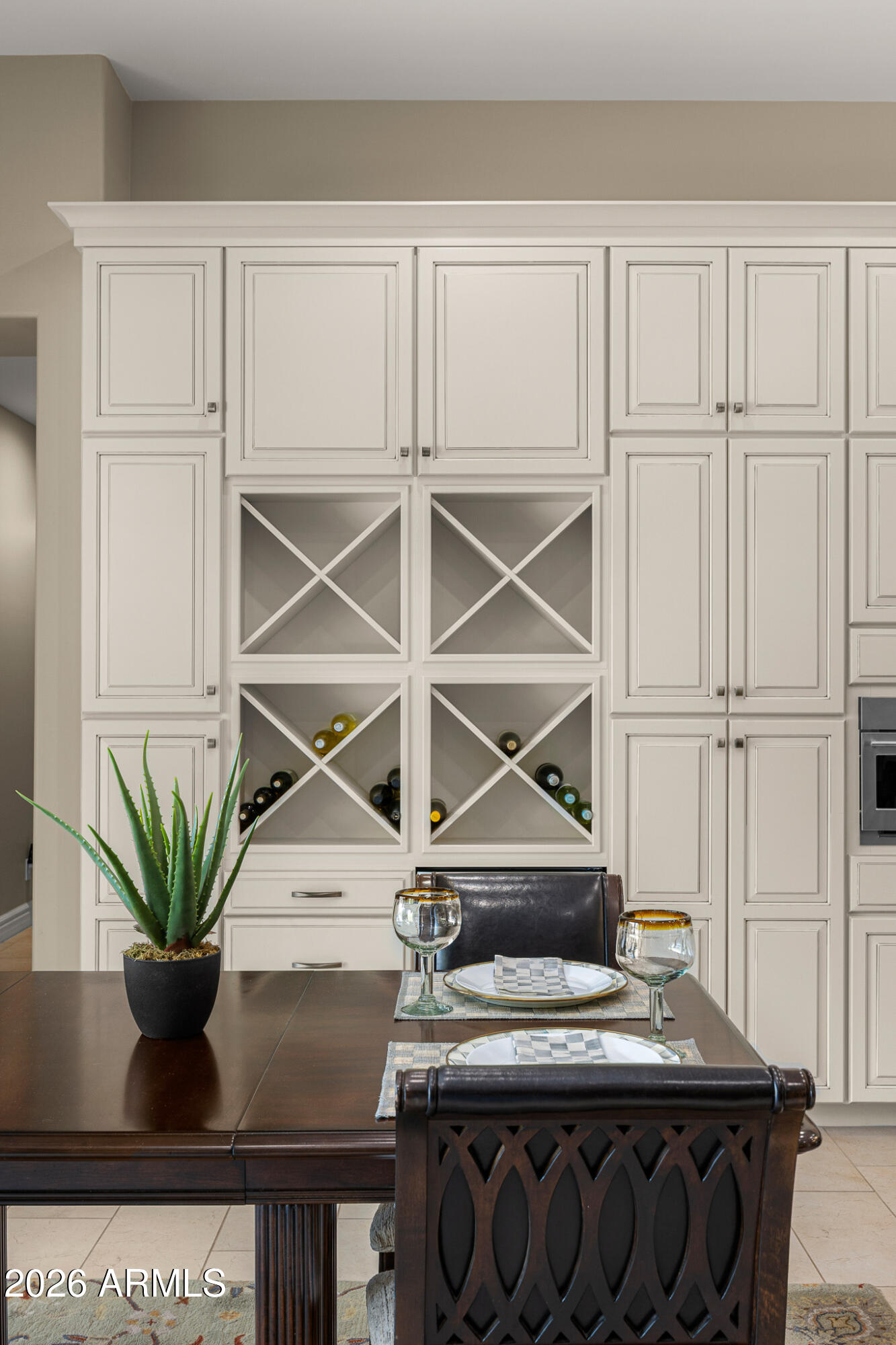 8300 E Dixileta Drive 289