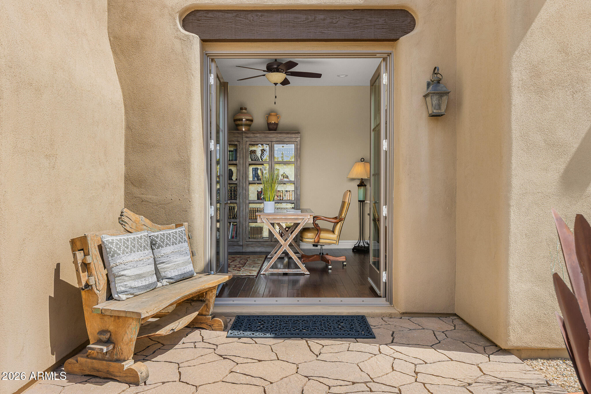 8300 E Dixileta Drive 289