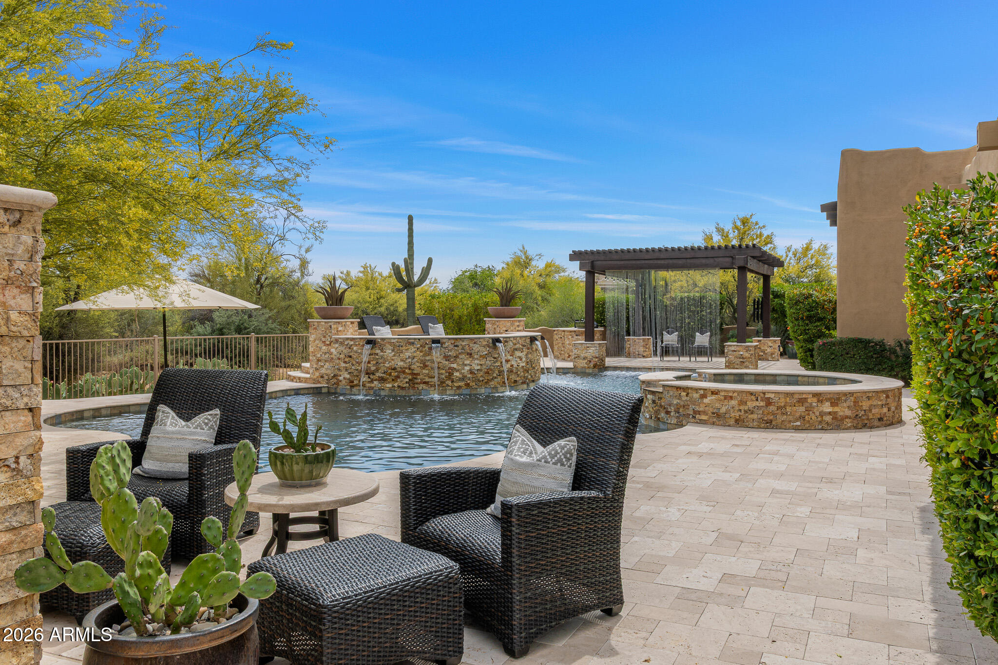 8300 E Dixileta Drive 289