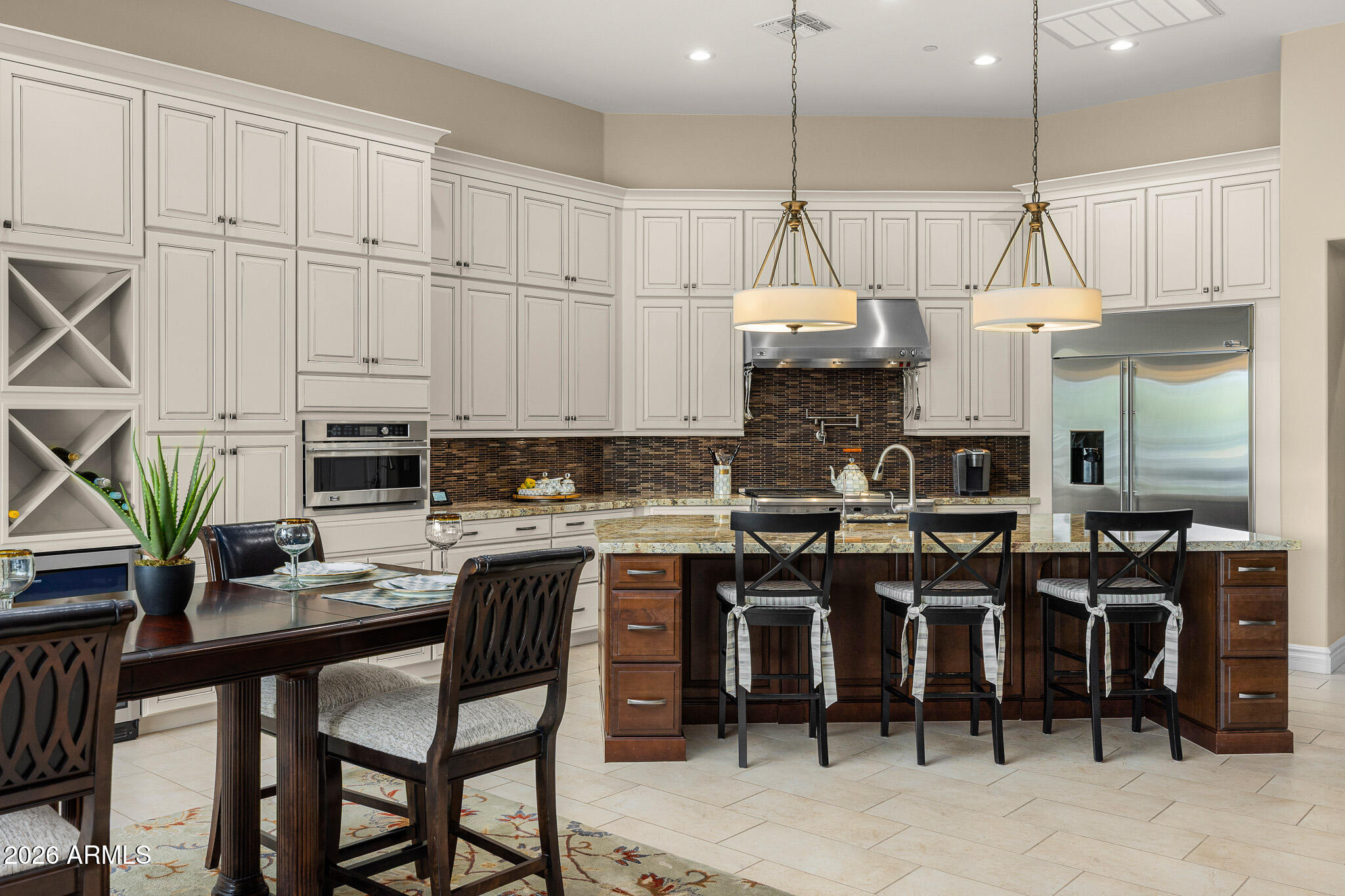 8300 E Dixileta Drive 289