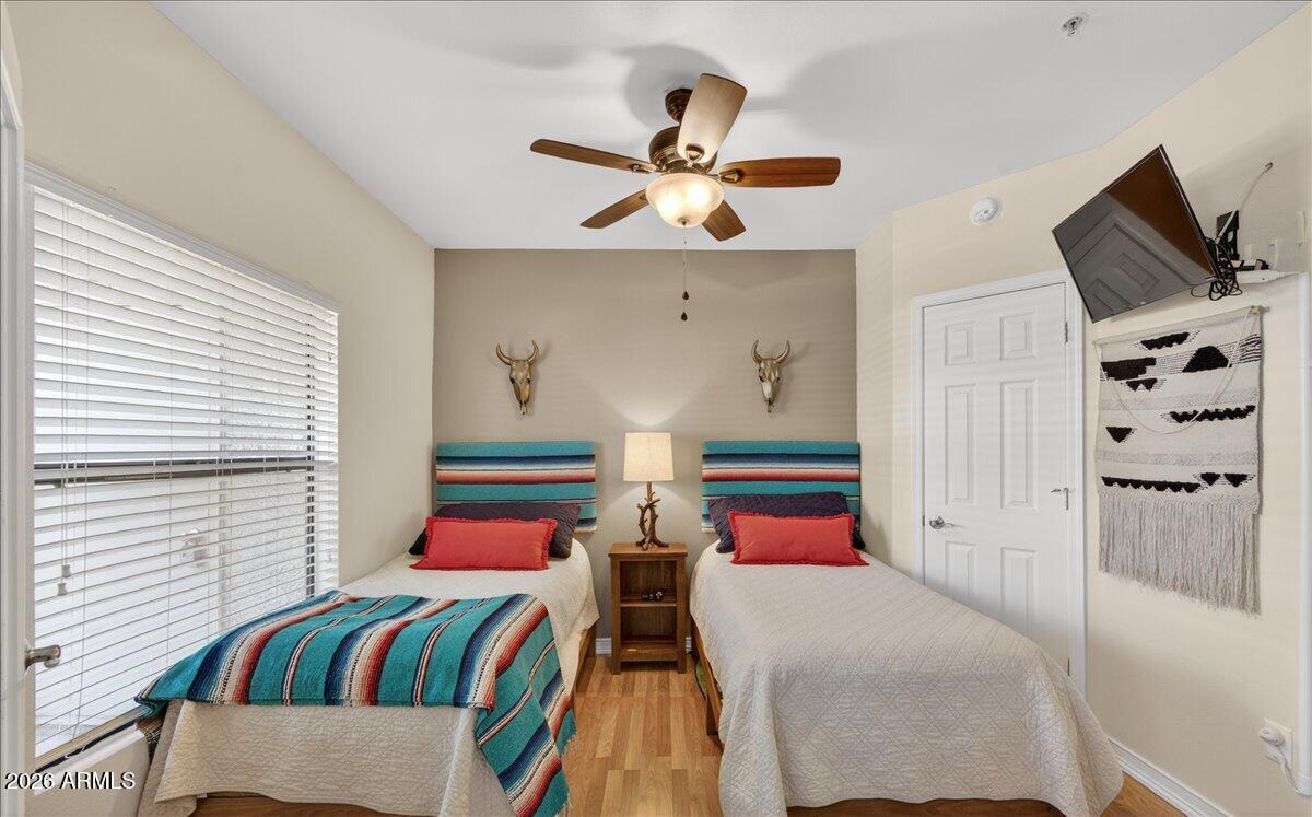 15095 N THOMPSON PEAK Parkway 1084