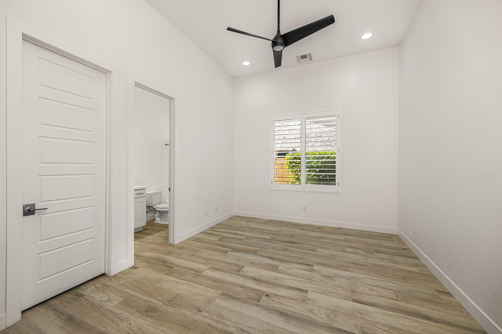 8125 E Jaeger Street