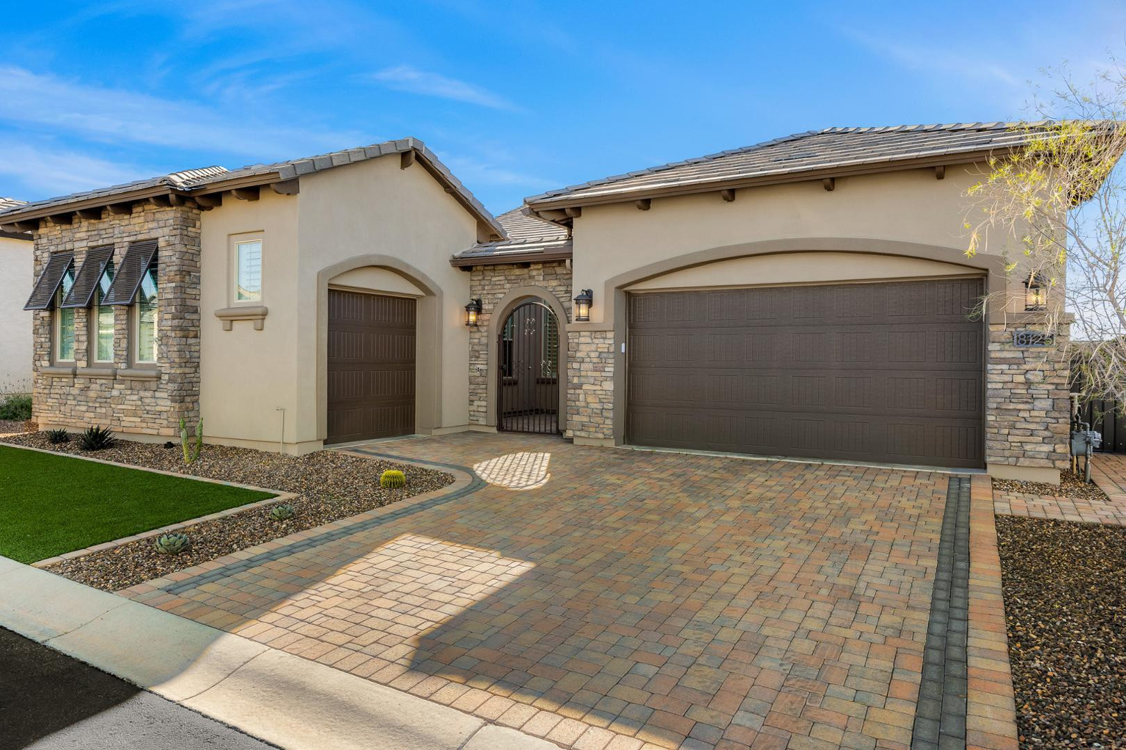 8125 E Jaeger Street