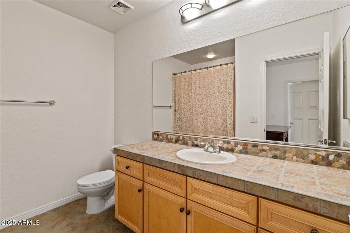 7445 E EAGLE CREST Drive 2138