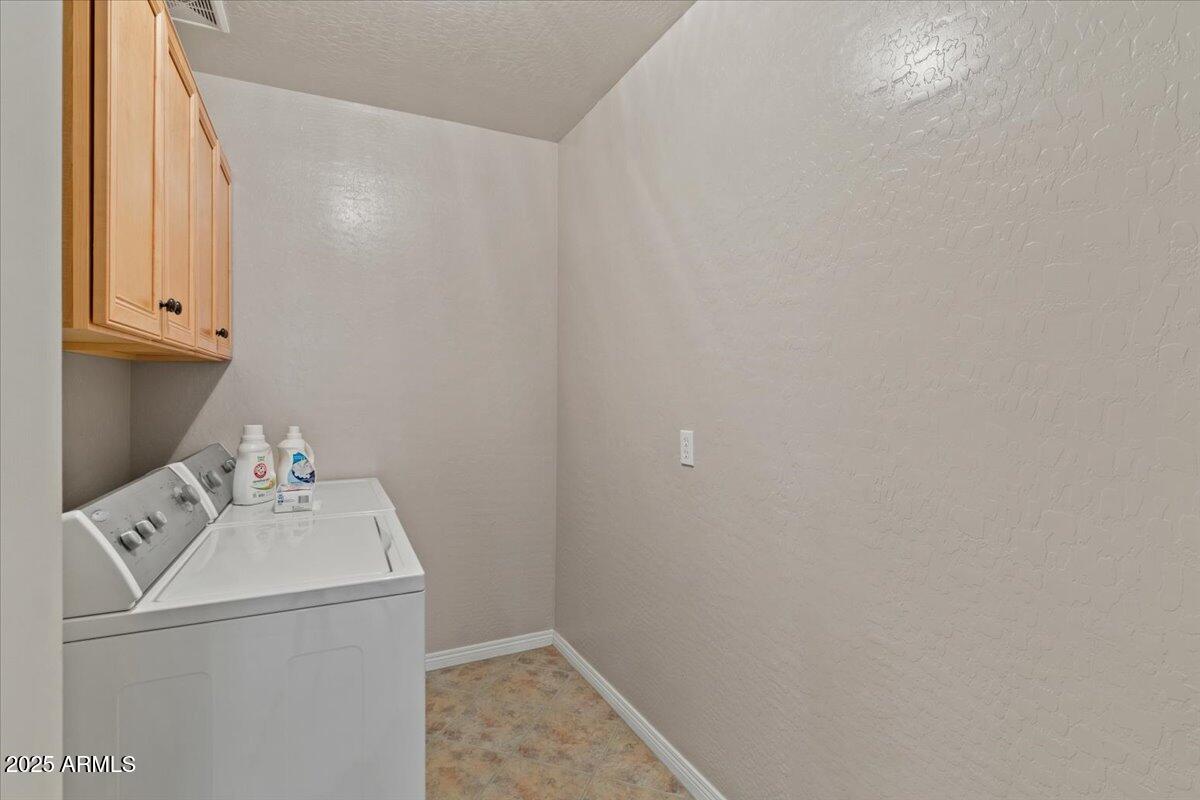 7445 E EAGLE CREST Drive 2138
