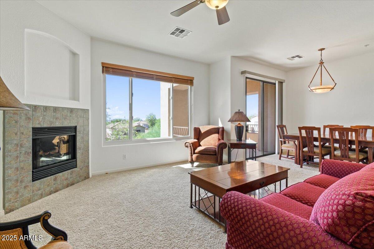 7445 E EAGLE CREST Drive 2138