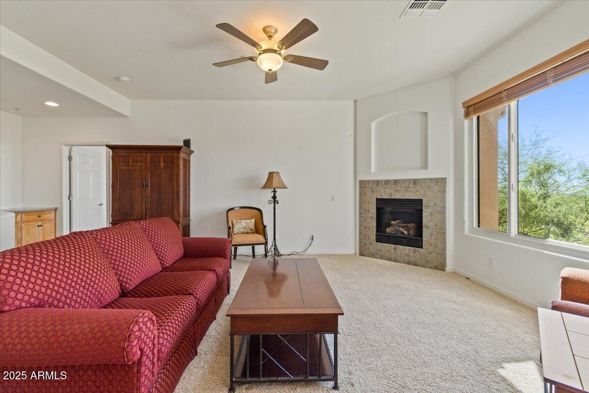 7445 E EAGLE CREST Drive 2138