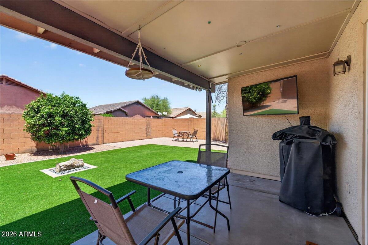 2688 E MINERAL PARK Road