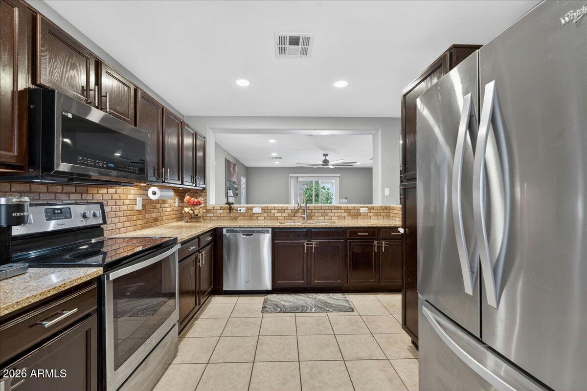 2688 E MINERAL PARK Road