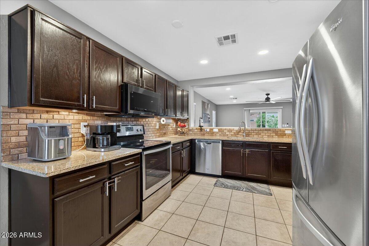 2688 E MINERAL PARK Road