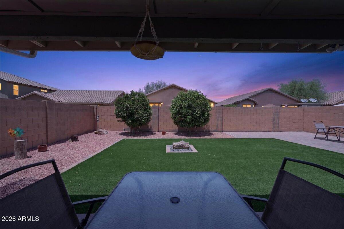 2688 E MINERAL PARK Road