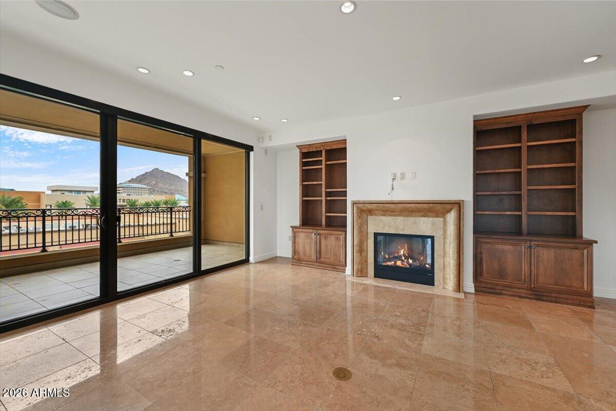 7181 E Camelback Road 610