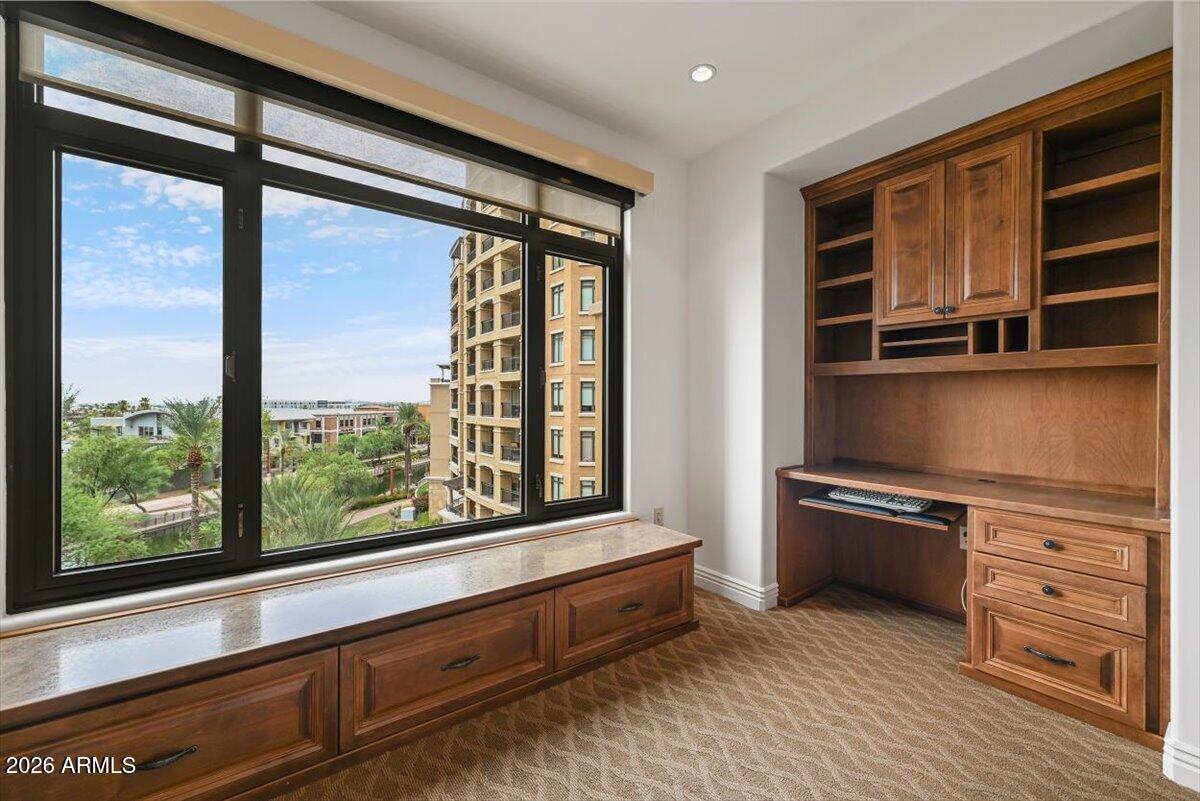 7181 E Camelback Road 610