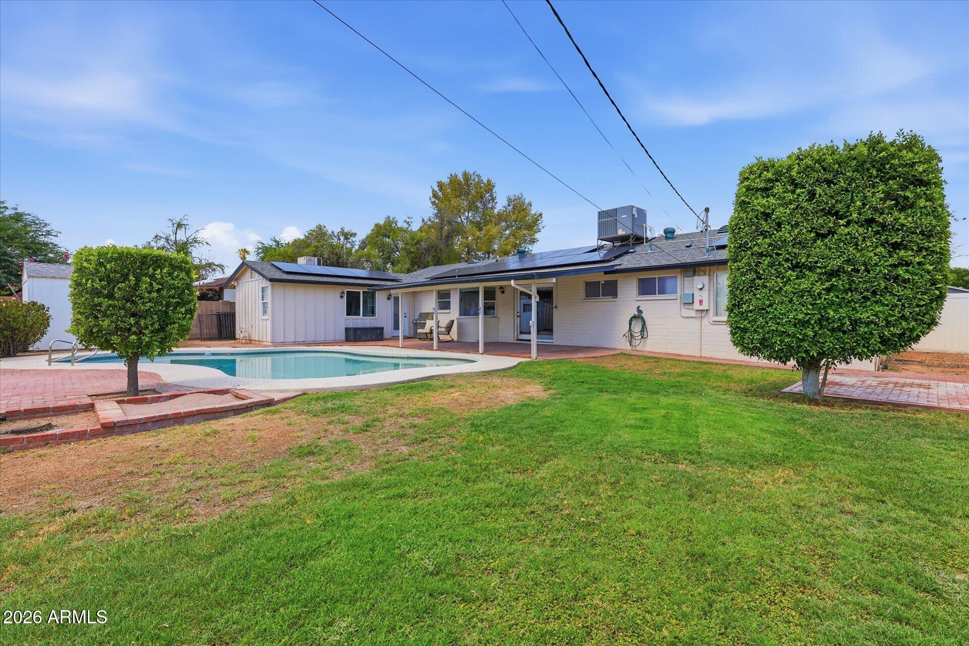 3115 E YUCCA Street