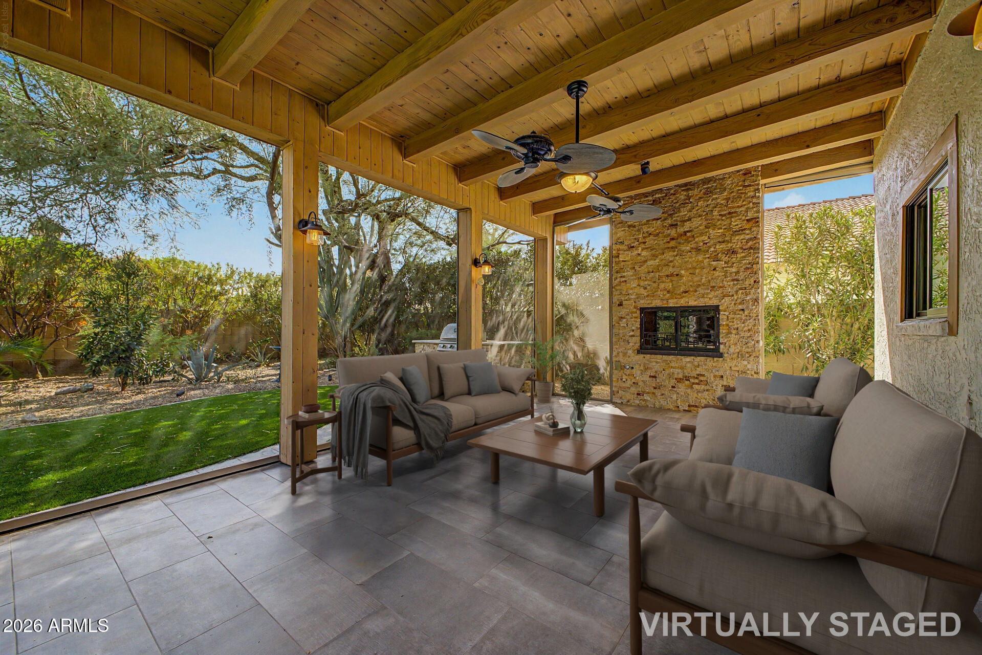 8961 E SUTTON Drive