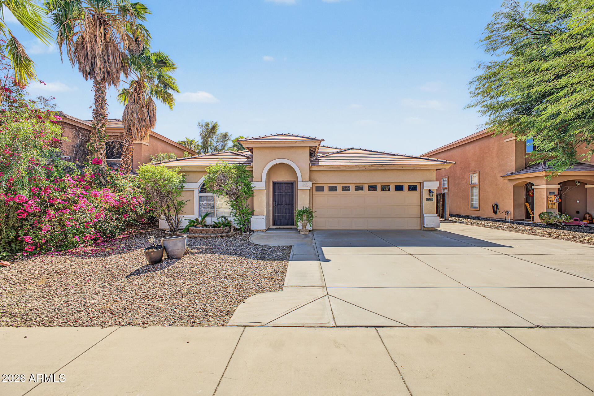 15807 W CALAVAR Road