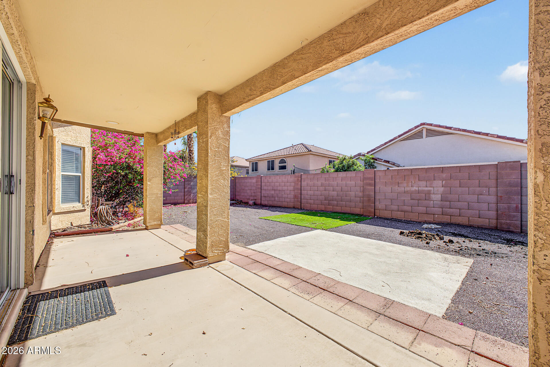 15807 W CALAVAR Road