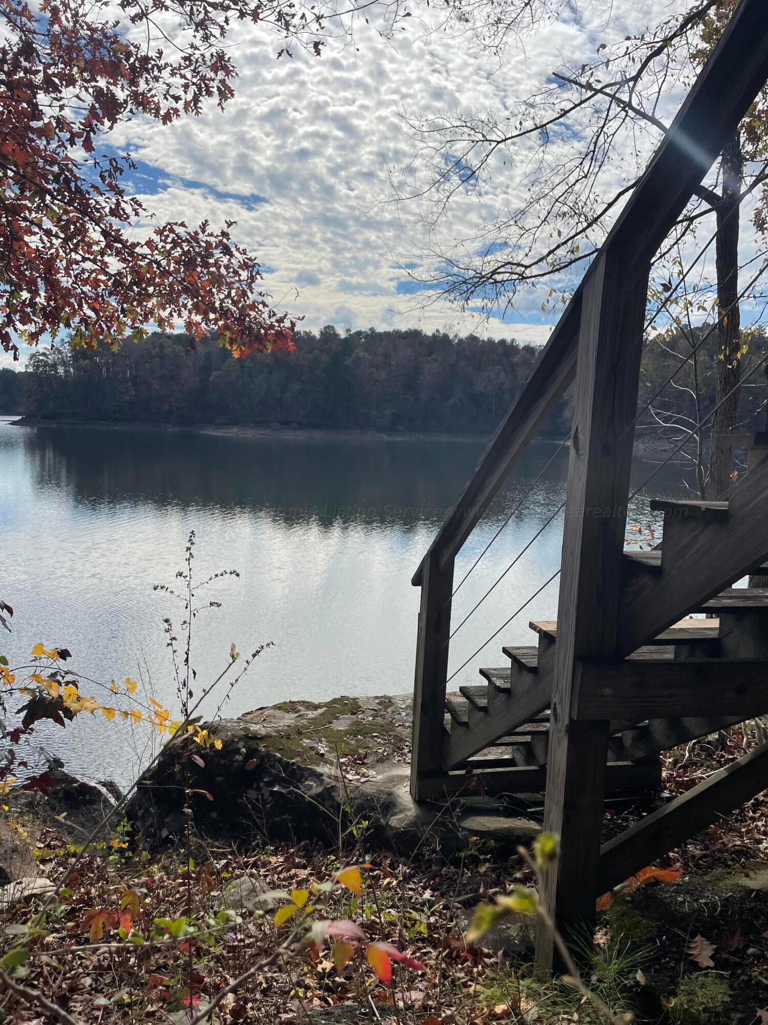 LOT 9 ROCK CREEK PENINSULA
